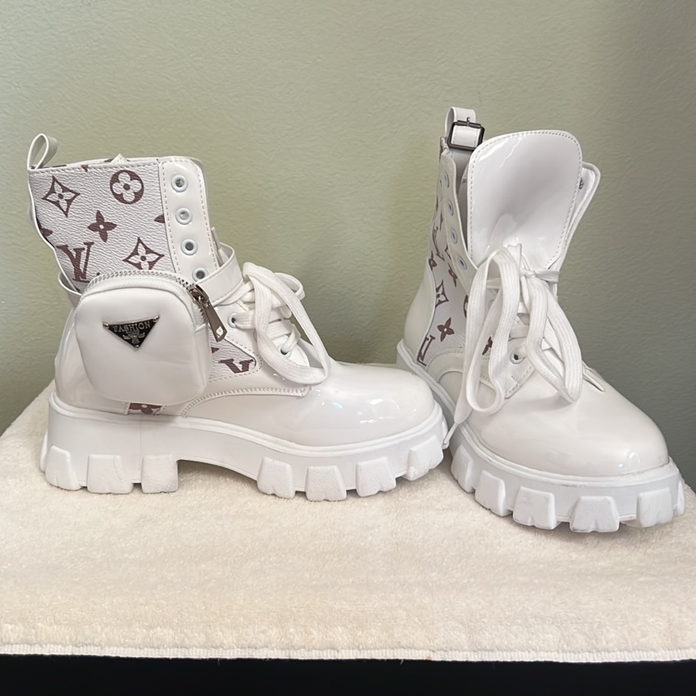 Design Inspired High Top Boot Shoe Sneaker With  Pouch That Straps On Ankle 39
